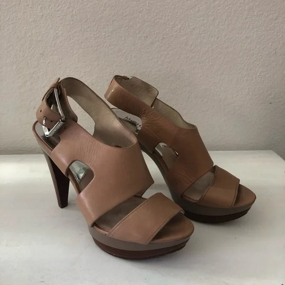 Michael Kors Platform Shoes - Picture 3 of 6